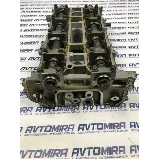 Головка блока цилиндров в зборе Volvo V50 1.8 16V 2004-2010 36000069  